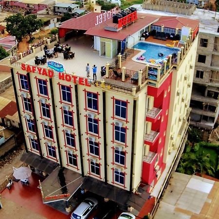 Safyad Hotel Яунде Экстерьер фото