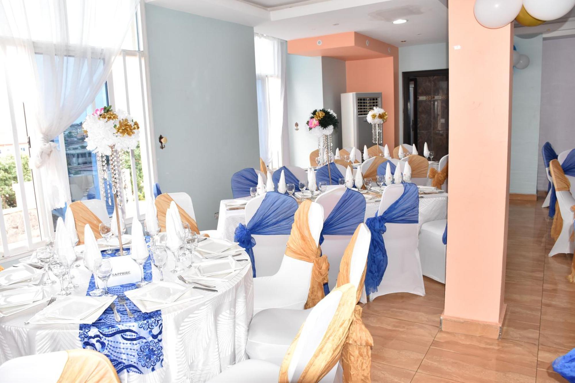Safyad Hotel Яунде Экстерьер фото
