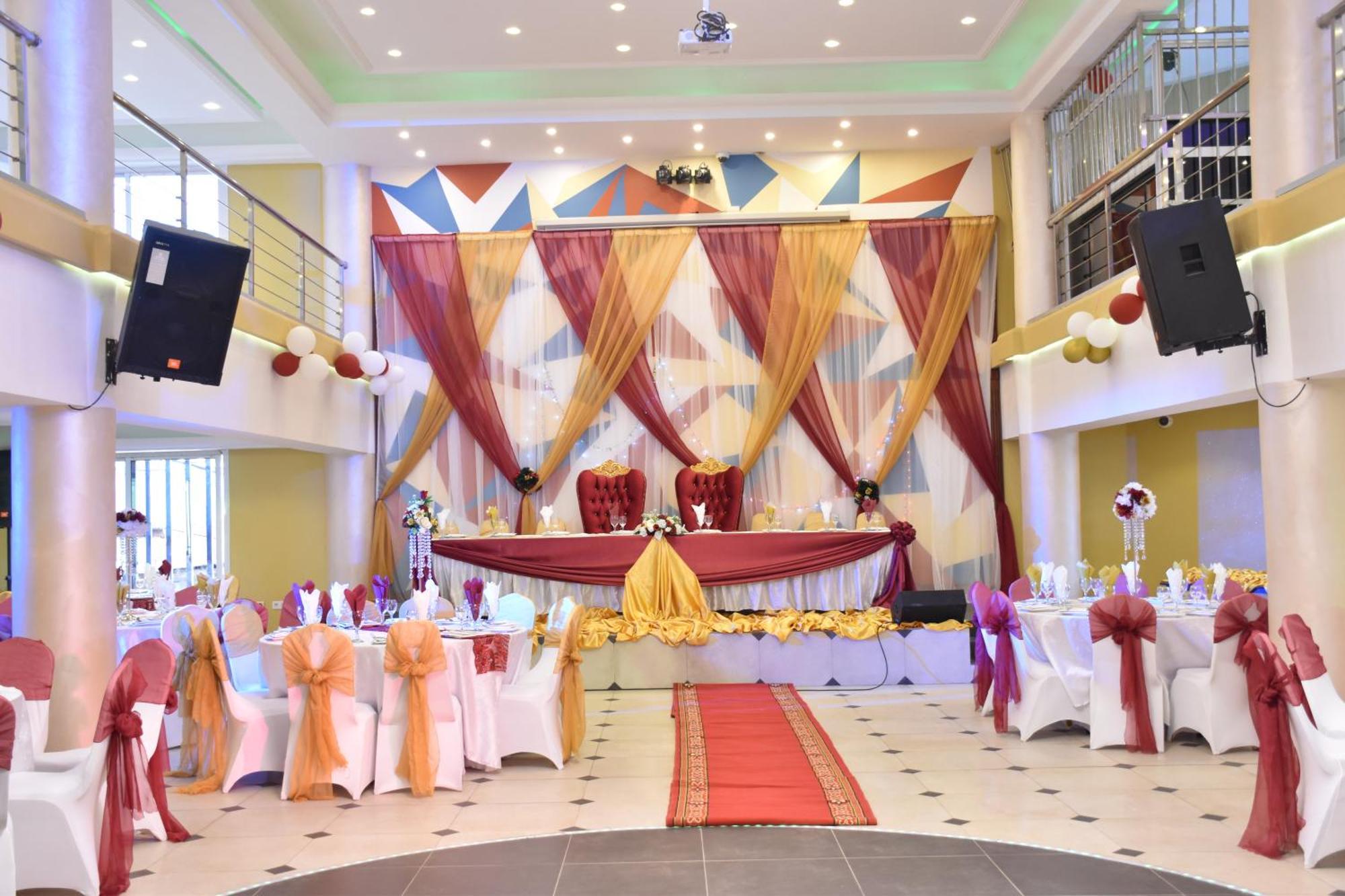 Safyad Hotel Яунде Экстерьер фото