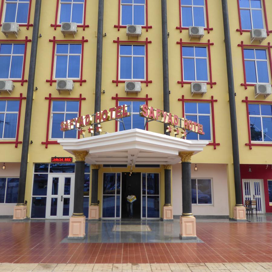 Safyad Hotel Яунде Экстерьер фото